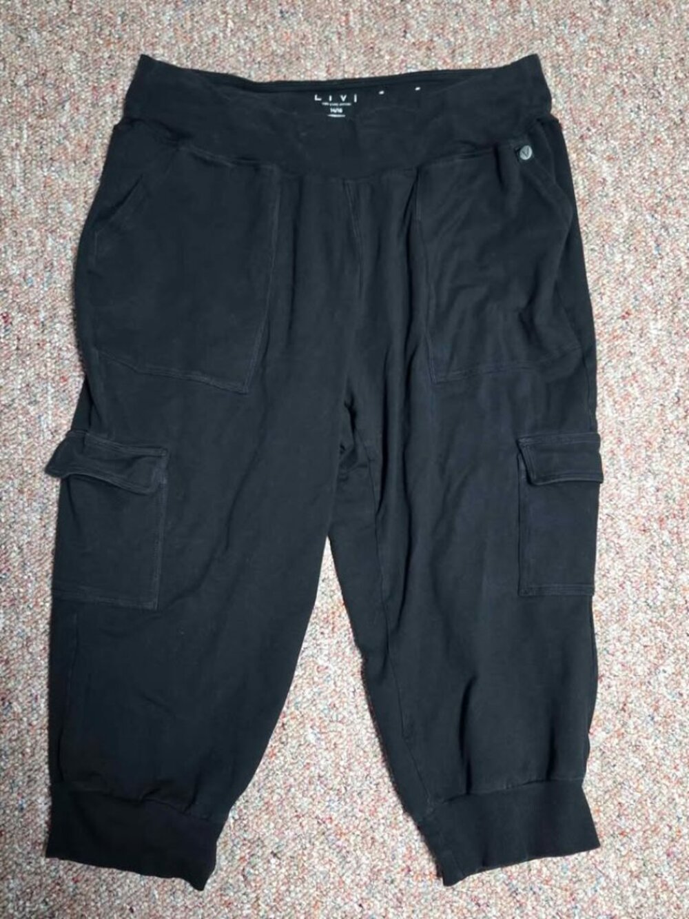 Livi Capri size 14/16